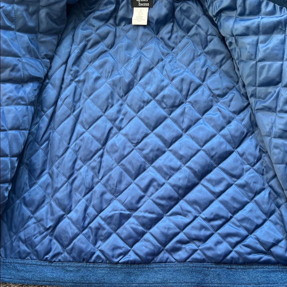Like New! Dennis Basso Blue Denim Jacket Lined with Faux Fur in Size 2X - Picture 8 of 11
